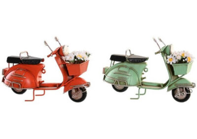 METALNA VESPA SA KORPOM CVEĆA - Image 2